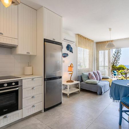 Seawaves 1- Bedroom Apartment Near Meneou Beach Larnaka Exterior foto