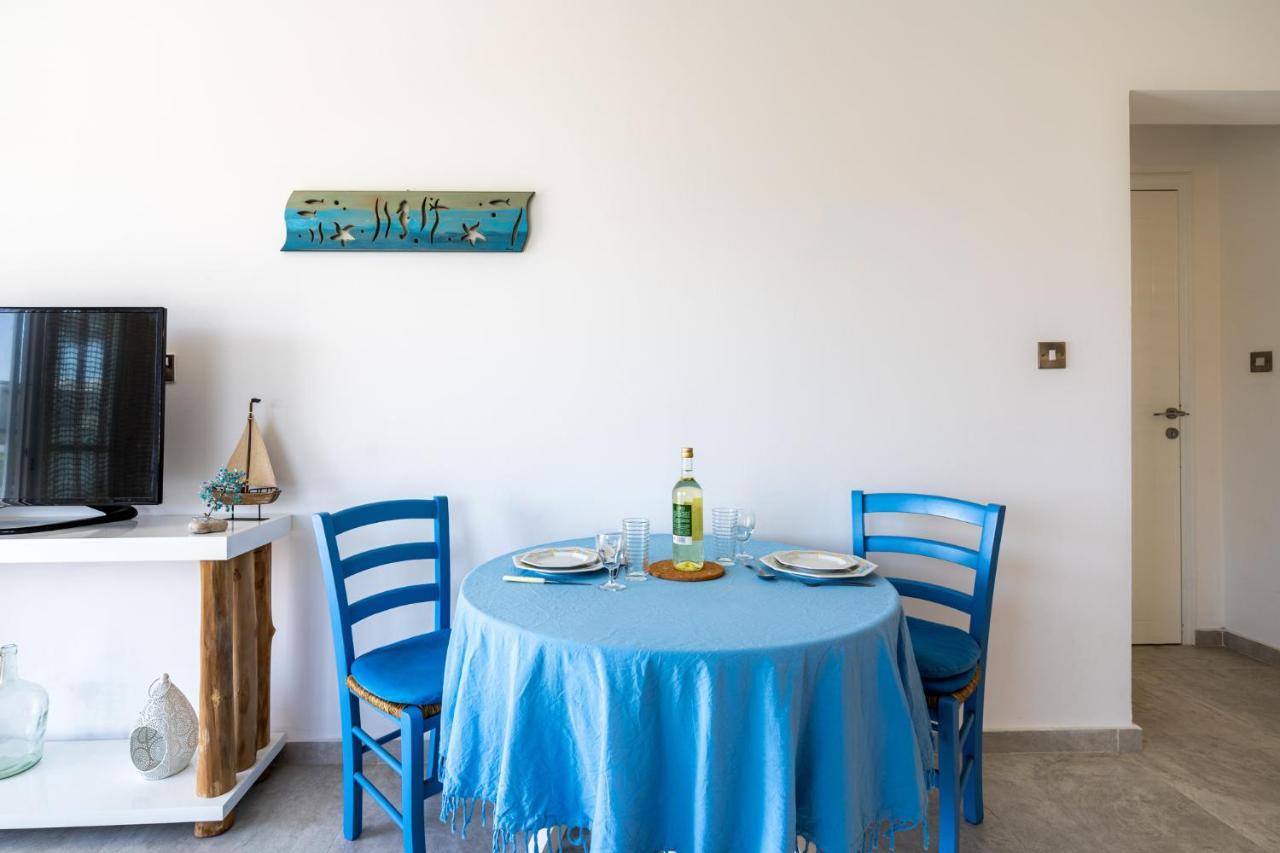 Seawaves 1- Bedroom Apartment Near Meneou Beach Larnaka Exterior foto