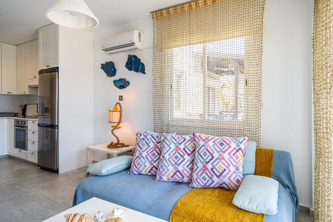 Seawaves 1- Bedroom Apartment Near Meneou Beach Larnaka Exterior foto